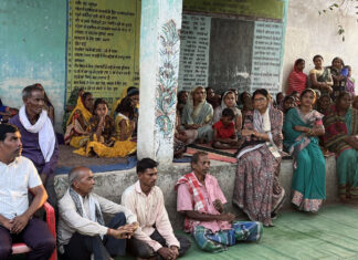 10 साल से केंद्र में बैठी भाजपा सरकार के कानों पर जूं तक नहीं रेंग रही