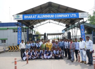 जिला प्रशासन के दिशानिर्देश पर बालको ने कराया छात्रों को शैक्षणिक भ्रमण