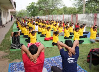 बालको ने विश्व योग दिवस पर किया विभिन्न योगाभ्यास शिविर का आयोजन